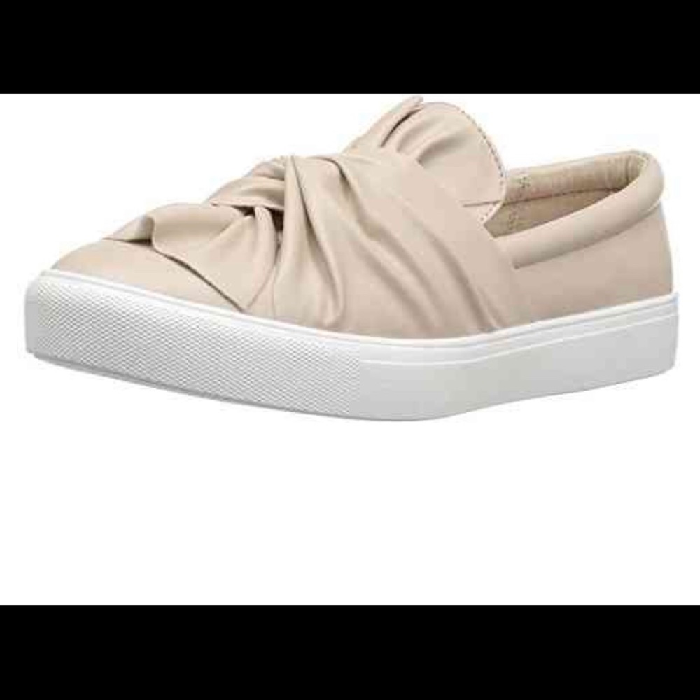 MIA tie knot casual shoe